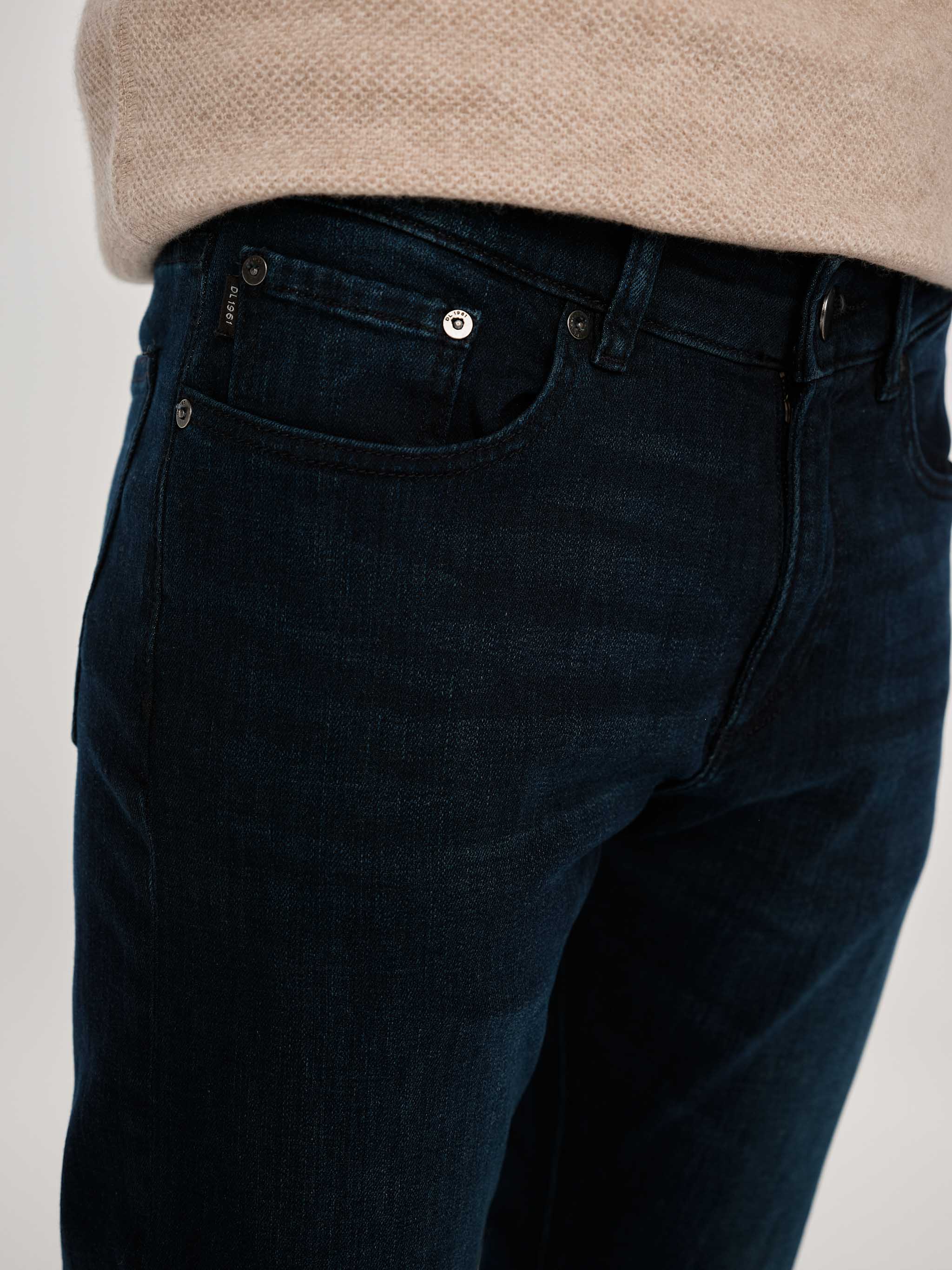 Russell Slim Straight Jeans
