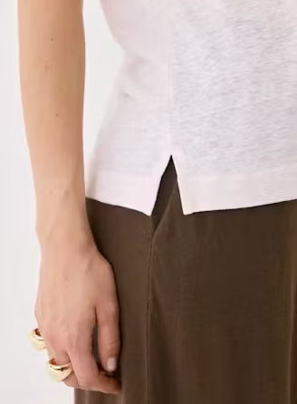 Stretch Linen Sleeveless Scoopneck